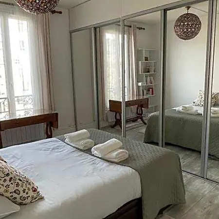 2 Pieces, Chic & Cosy Hotel 3*