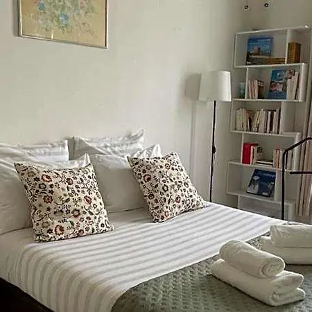 2 Pieces, Chic & Cosy 3*